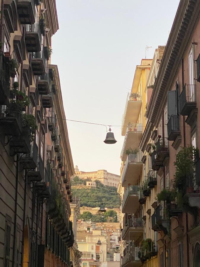 Casa Gioia, Tra Palazzo Reale,Lungomare E Monte Echia Apartment Naples Luaran gambar