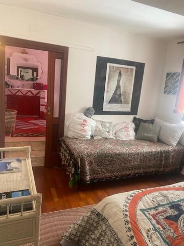 Casa Gioia, Tra Palazzo Reale,Lungomare E Monte Echia Apartment Naples Luaran gambar
